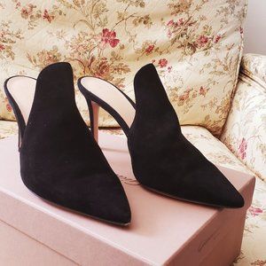 $300 Gianvito Rossi dress shoes for $85 size 37